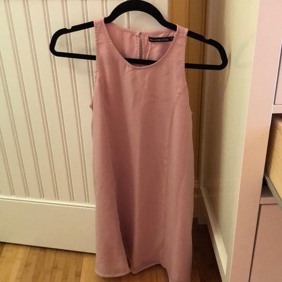 Abercrombie & Fitch Dresses & Skirts - Pink shift dress Abercrombie & Fitch Dresses & Skirts - Pink shift dress